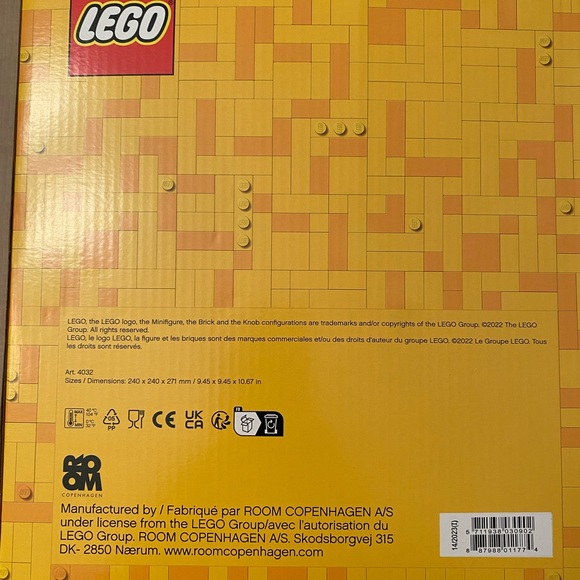 Lego Skeleton Storage Container w/Lid Halloween Spooky Skull-Large -NWT - Picture 6 of 6